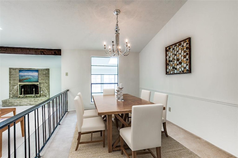 Photo 6 of 25 - 6006 Excalibur Dr, Garland, TX 75044