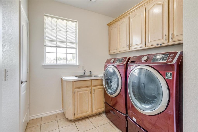 Photo 35 of 40 - 6006 Sunderland Dr, Colleyville, TX 76034