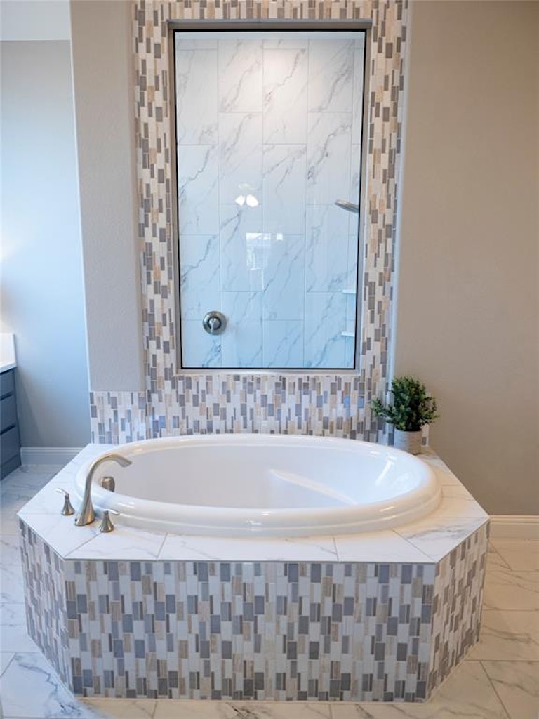 Photo 24 of 33 - 4118 Revard Rd, Celina, TX 75009
