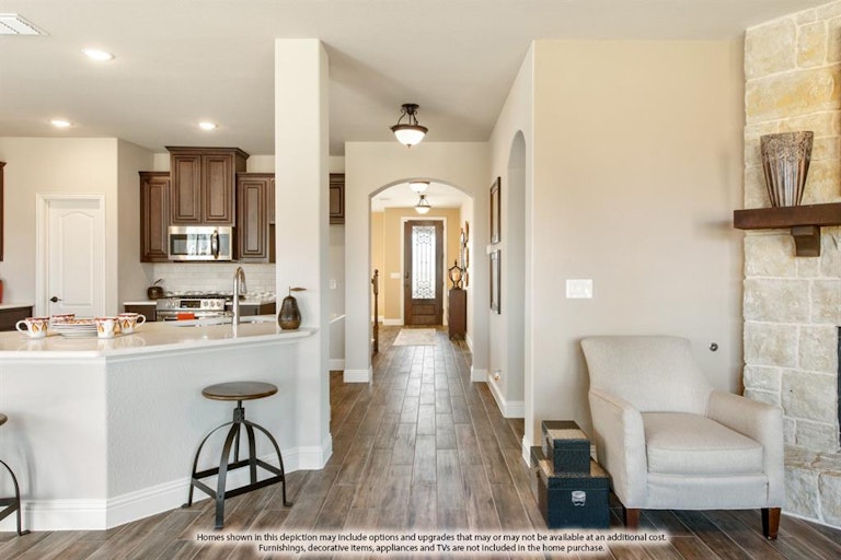 Photo 11 of 38 - 3220 Silver Chase Ln, Keller, TX 76244