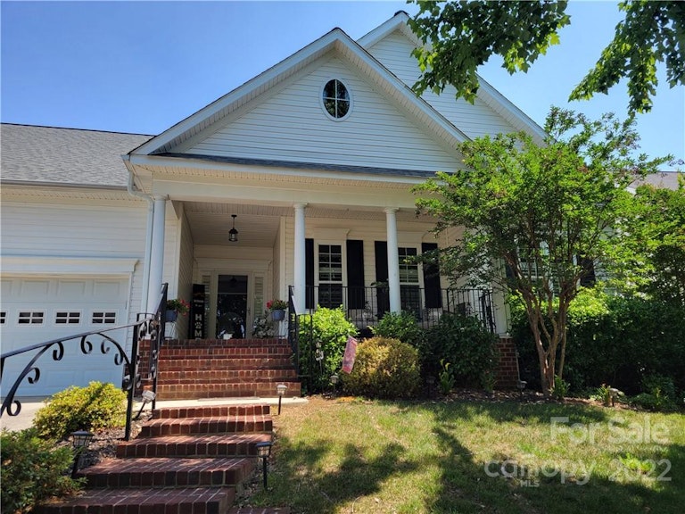 Photo 1 of 25 - 20312 Northport Dr, Cornelius, NC 28031