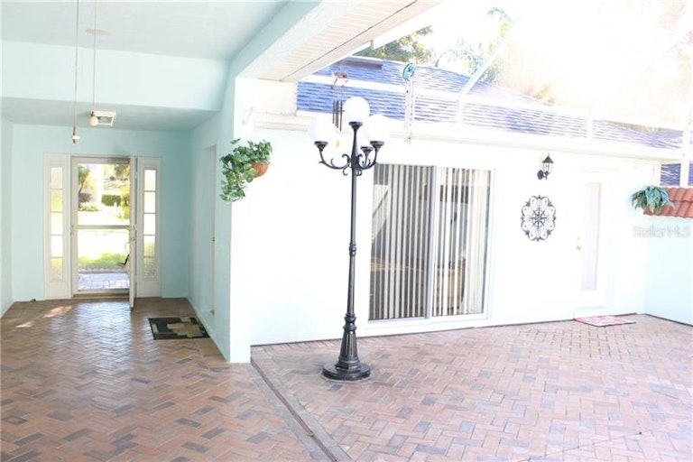 Photo 6 of 19 - 3904 Allamanda Ct, Clermont, FL 34711