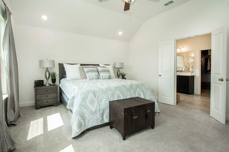 Photo 21 of 34 - 2221 Graham Rd, Anna, TX 75409