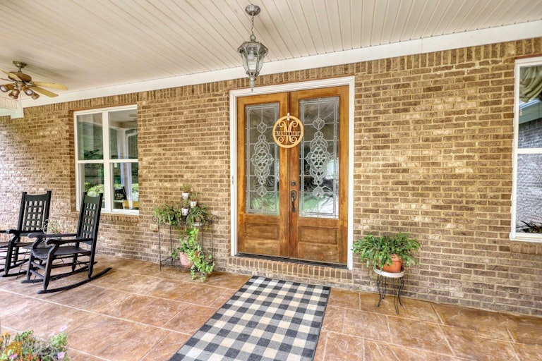 Photo 14 of 50 - 235 Newton Ridge Dr, Covington, GA 30014