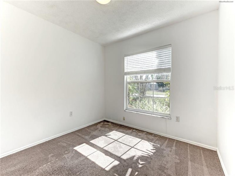 Photo 20 of 25 - 6030 66th Street Cir E, Palmetto, FL 34221