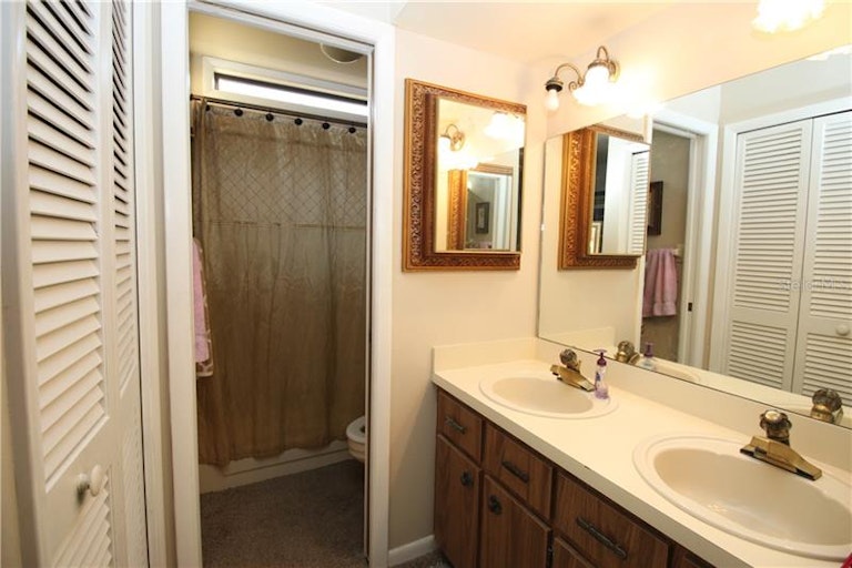 Photo 11 of 14 - 925 Fenton Ln #18, Lakeland, FL 33809