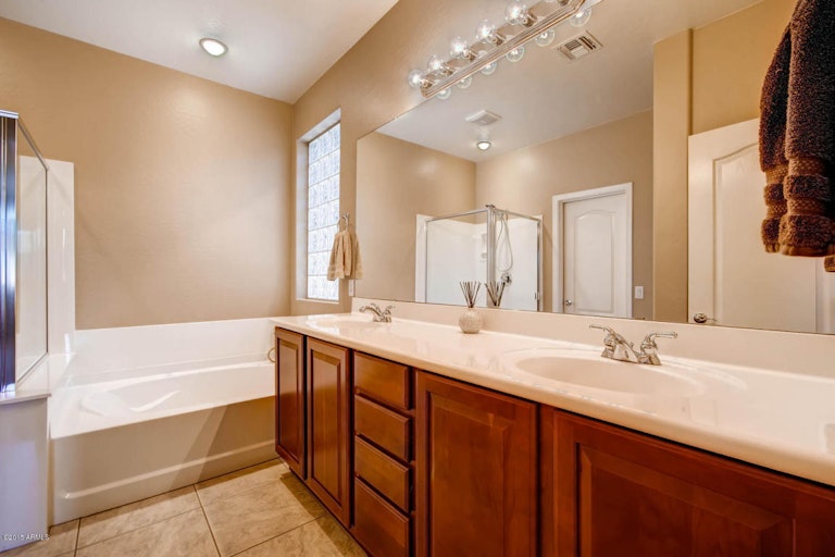 Photo 18 of 28 - 6233 W Bajada Rd, Phoenix, AZ 85083