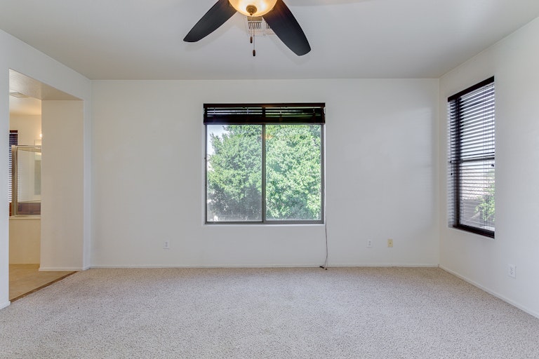 Photo 17 of 73 - 924 W Laurel Ave, Gilbert, AZ 85233