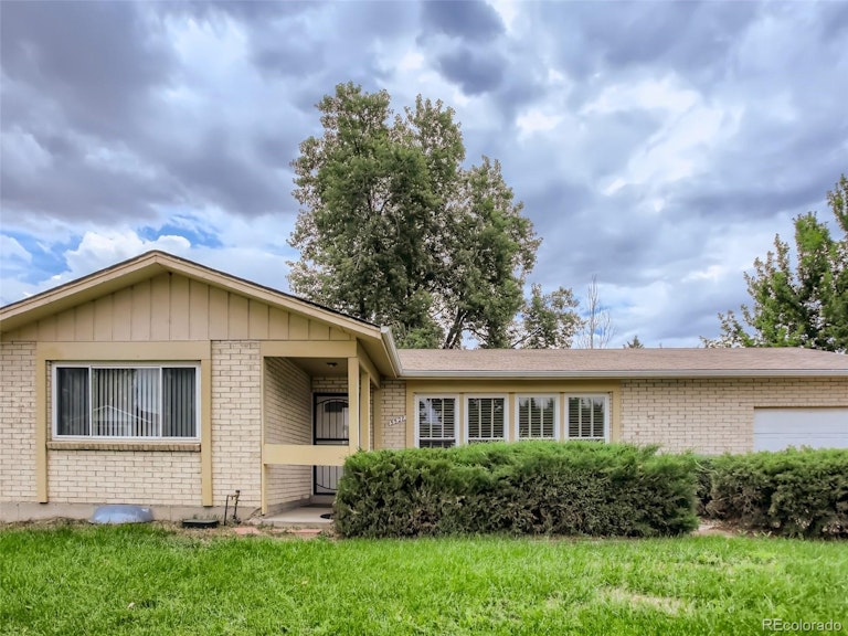 Photo 1 of 28 - 5528 Carson St, Denver, CO 80239