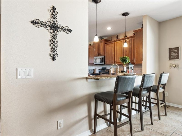 Photo 34 of 54 - 564 Winthrop Dr, Spring Hill, FL 34609