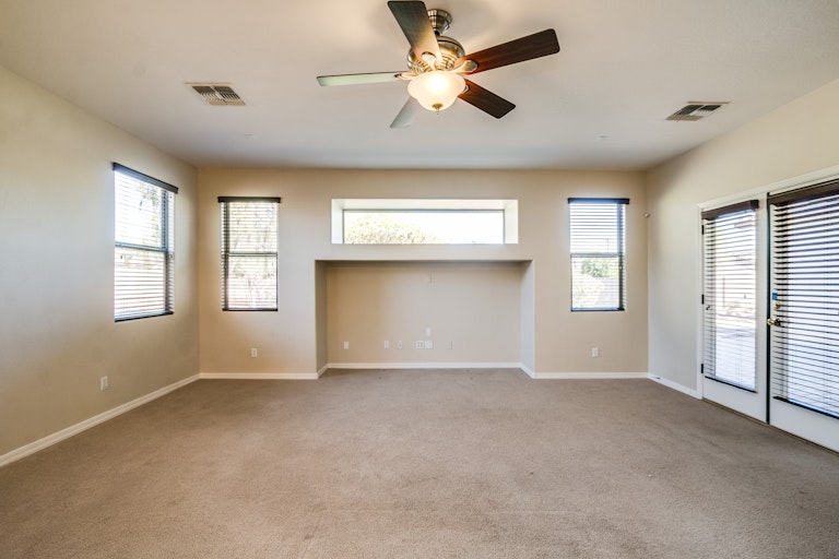 Photo 11 of 32 - 22792 W Hopi St, Buckeye, AZ 85326
