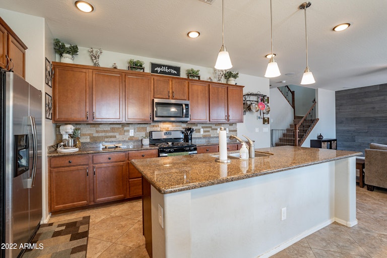 Photo 11 of 33 - 21117 E Pecan Ln, Queen Creek, AZ 85142