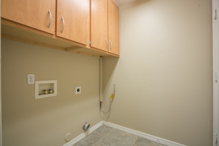 Photo 23 of 27 - 9324 W Gold Dust Ave, Peoria, AZ 85345