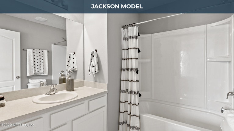 Photo 12 of 26 - 8279 Zenith Cir, Jacksonville, FL 32256