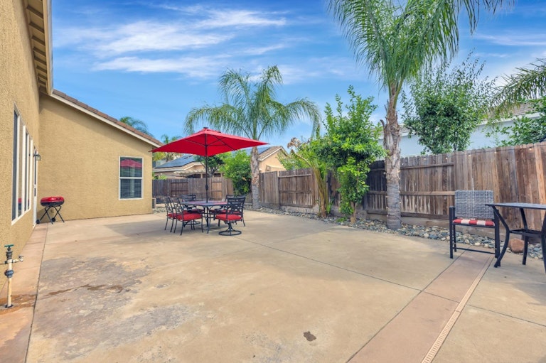 Photo 43 of 55 - 7831 Lahontan Ct, Sacramento, CA 95829