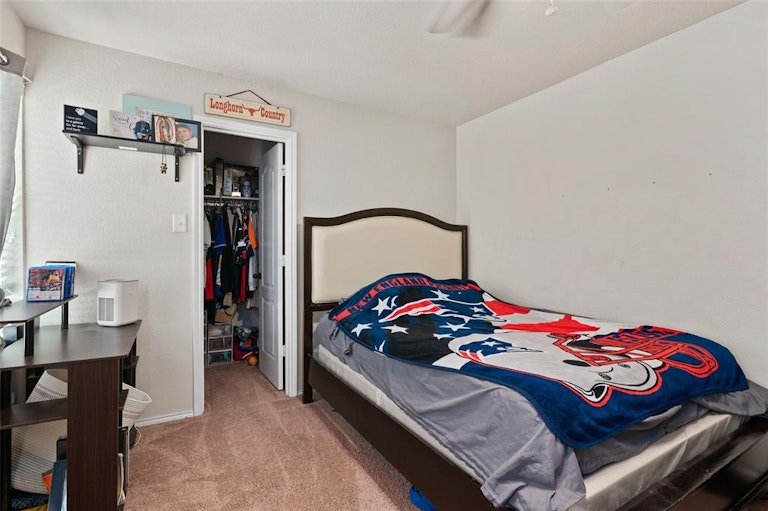 Photo 25 of 30 - 5408 Wharfside Pl, Denton, TX 76208