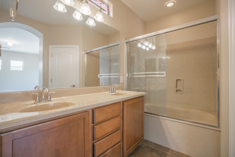 Photo 5 of 30 - 14510 W Port Royale Ln, Surprise, AZ 85379