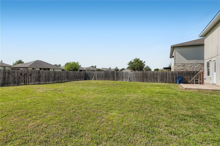 Photo 34 of 37 - 227 Holman Path, Hutto, TX 78634