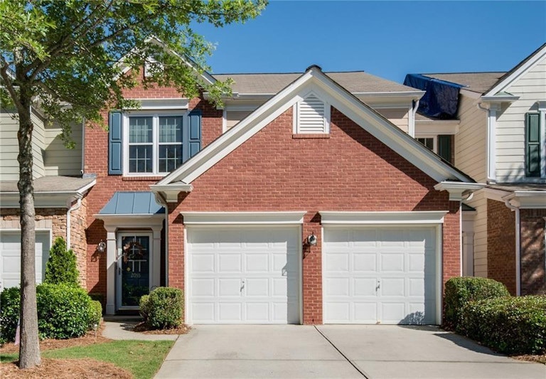 Photo 1 of 20 - 2055 Hailston Dr, Duluth, GA 30097