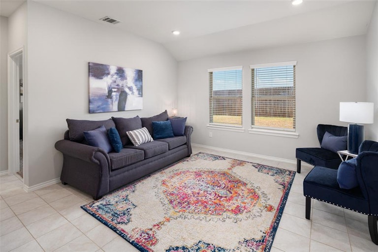 Photo 10 of 26 - 112 Woodland St, Anna, TX 75409