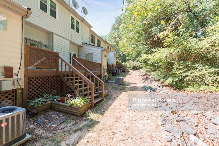 Photo 19 of 19 - 4113 Settlement Dr, Durham, NC 27713