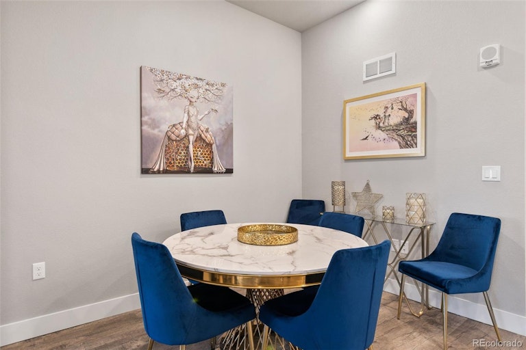 Photo 7 of 15 - 6618 E Lowry Blvd #205, Denver, CO 80230