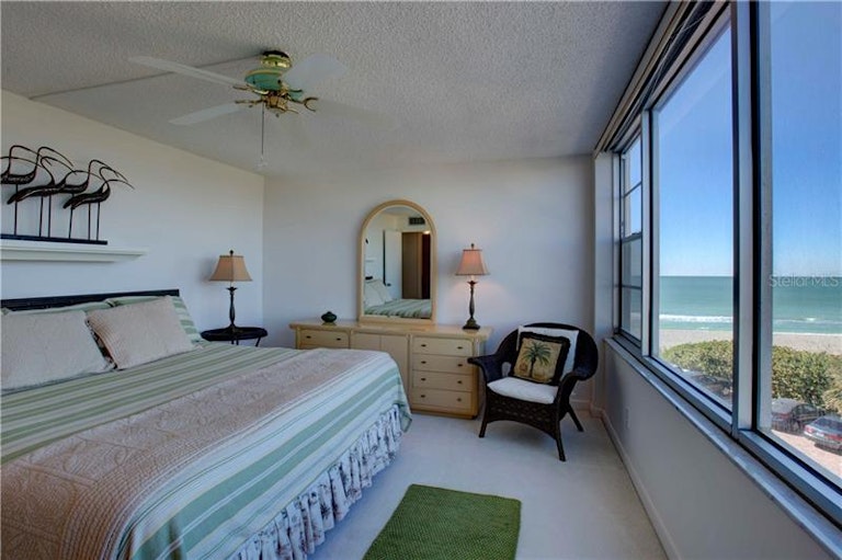 Photo 11 of 22 - 9150 Blind Pass Rd #404, Sarasota, FL 34242