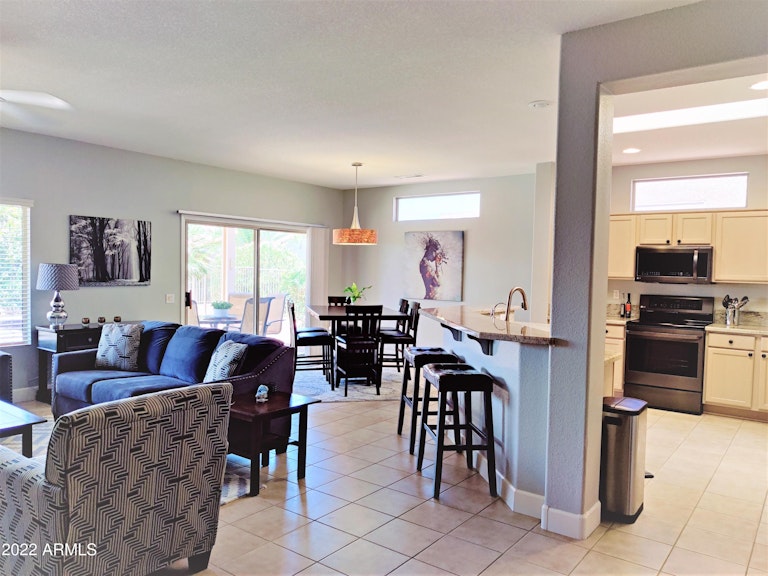 Photo 3 of 18 - 15465 W Encantada Dr, Surprise, AZ 85374