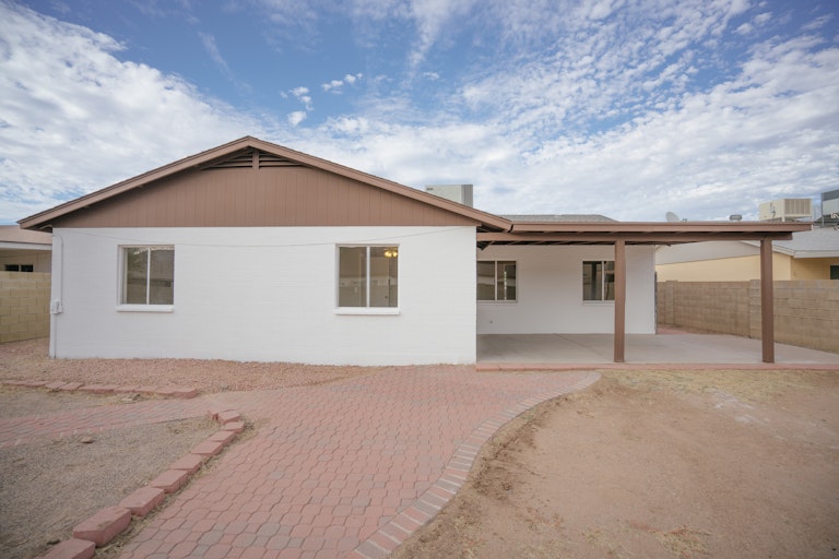 Photo 24 of 25 - 9207 W Cameron Dr, Peoria, AZ 85345