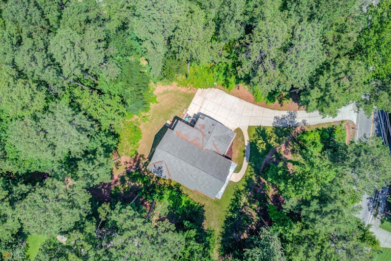 Photo 47 of 51 - 477 Tom Smith Rd SW, Lilburn, GA 30047