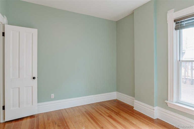 Photo 31 of 39 - 34 S Logan St, Denver, CO 80209
