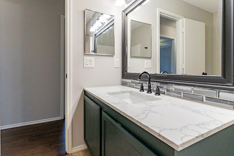 Photo 30 of 34 - 7813 Shoal Bnd, Denton, TX 76210