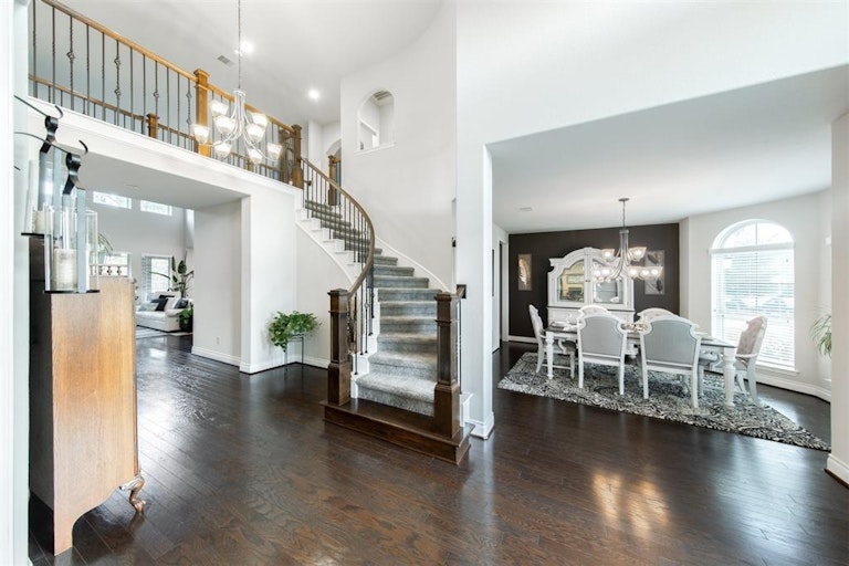 Photo 10 of 38 - 16818 Caney Mountain Dr, Humble, TX 77346
