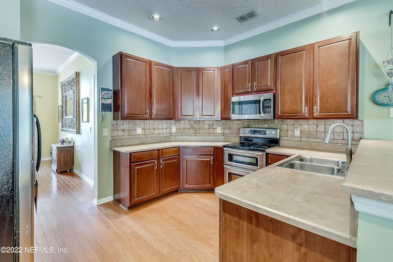 Photo 16 of 68 - 617 Grand Parke Dr, Saint Johns, FL 32259