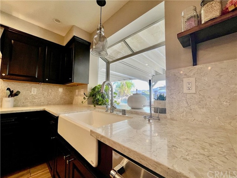 Photo 8 of 39 - 29132 Wayfarer Ct, Lake Elsinore, CA 92530