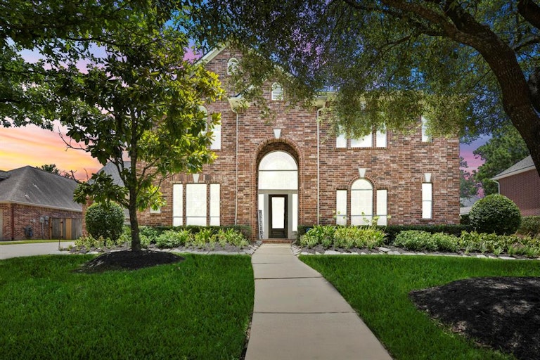Photo 1 of 50 - 1455 Hatchmere Pl, Spring, TX 77379