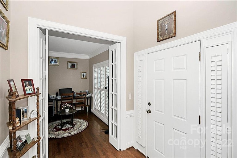 Photo 4 of 40 - 4066 Belle Meade Cir, Belmont, NC 28012
