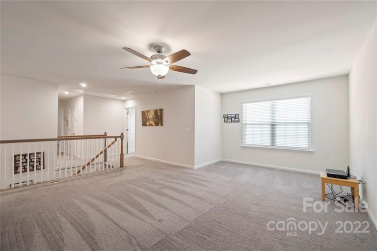 Photo 35 of 48 - 15003 Luna Dr, Charlotte, NC 28278