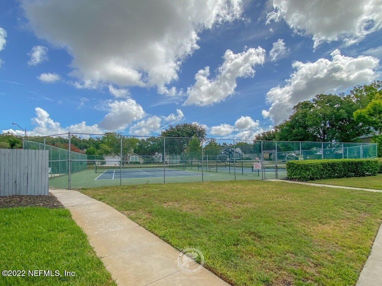 Photo 41 of 42 - 11981 Harbour Cove Dr S, Jacksonville, FL 32225