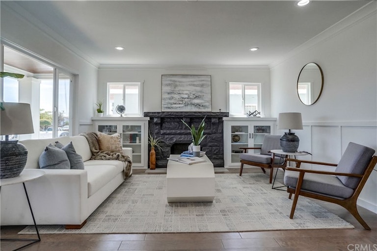 Photo 8 of 75 - 1441 W 52nd St, Los Angeles, CA 90062