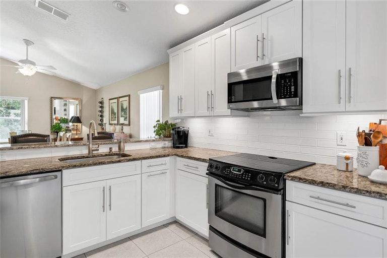 Photo 10 of 43 - 515 Sagecreek Ct, Winter Springs, FL 32708