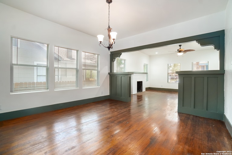 Photo 15 of 21 - 850 Hammond Ave, San Antonio, TX 78210