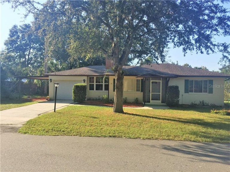 Photo 1 of 18 - 17 Palmetto Dr, Debary, FL 32713