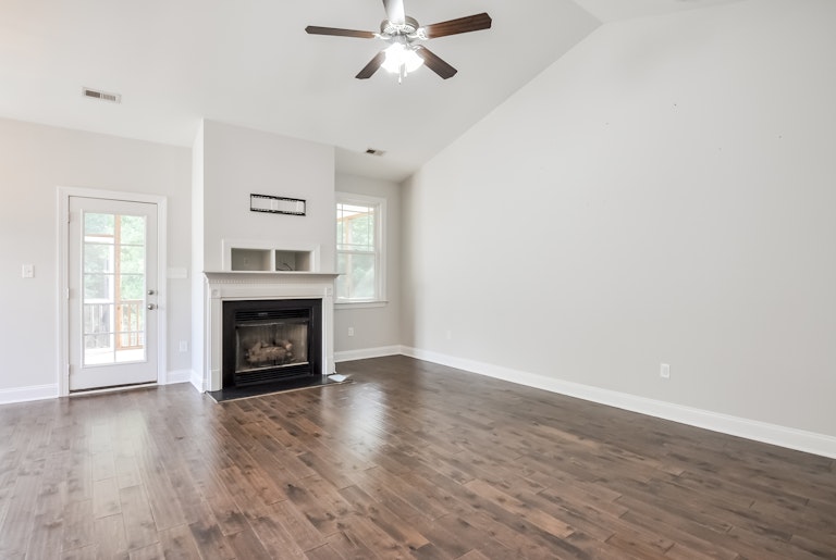 Photo 6 of 25 - 6804 Payton View Dr, Garner, NC 27529