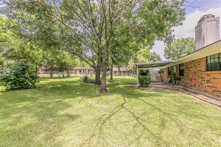 Photo 27 of 32 - 700 Clearman Dr, Crandall, TX 75114