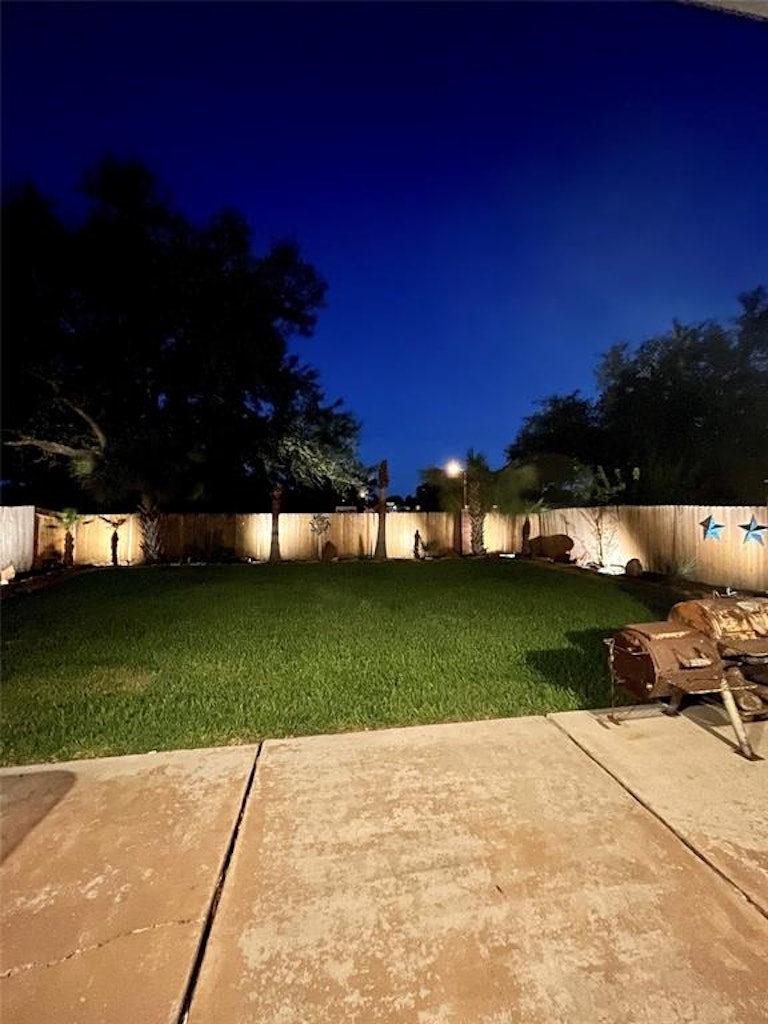 Photo 23 of 23 - 13811 River Keg Dr, Houston, TX 77083