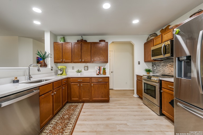Photo 1 of 25 - 3630 Crimson Star, San Antonio, TX 78261