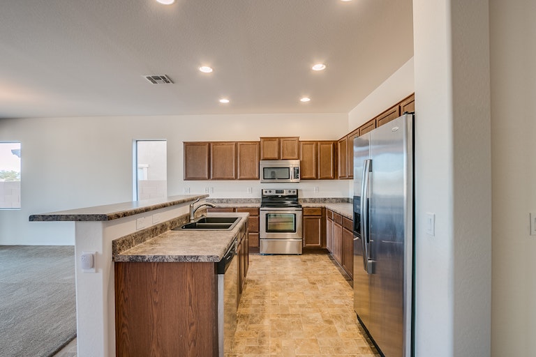 Photo 3 of 29 - 1819 S 238th Ln, Buckeye, AZ 85326