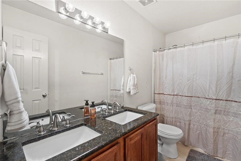 Photo 31 of 39 - 20801 Penny Royal Dr, Pflugerville, TX 78660