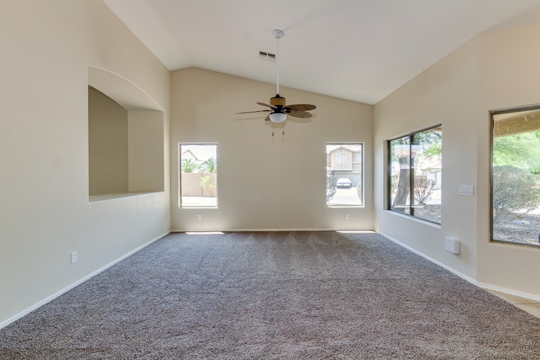 Photo 10 of 34 - 8439 W Whyman Ave, Tolleson, AZ 85353